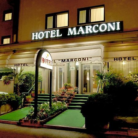 Hotel Marconi Ponte San Nicolo Экстерьер фото